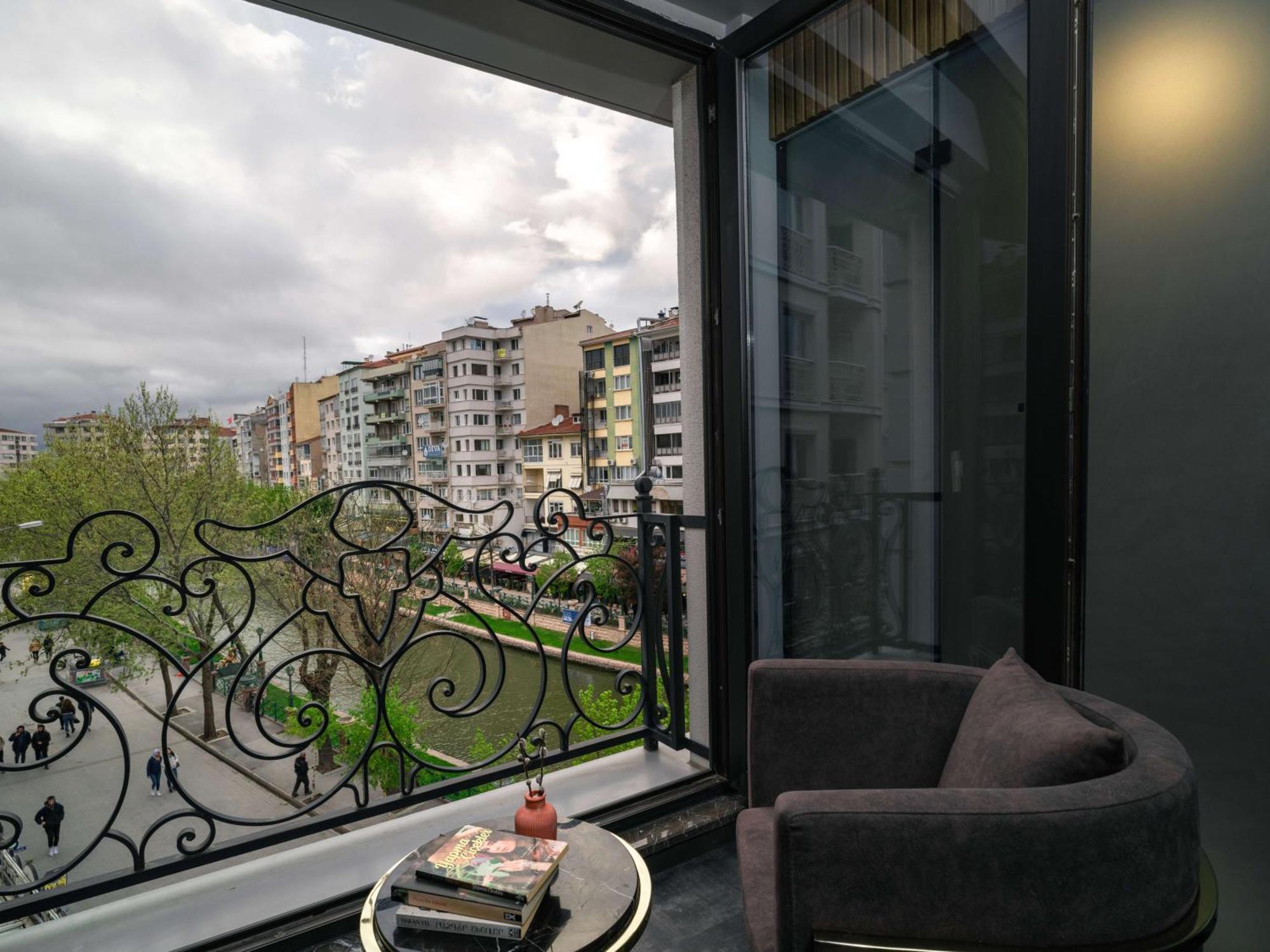 Sennacity Hotel Eskisehir Exterior photo
