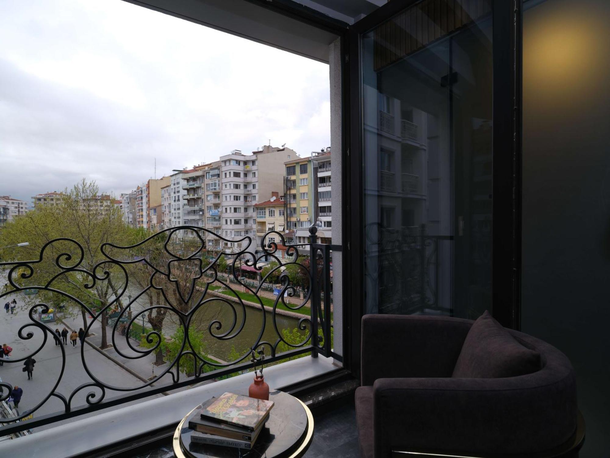 Sennacity Hotel Eskisehir Exterior photo